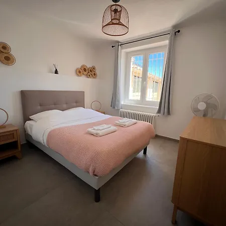 Provence Deux & Jardin Apartman *