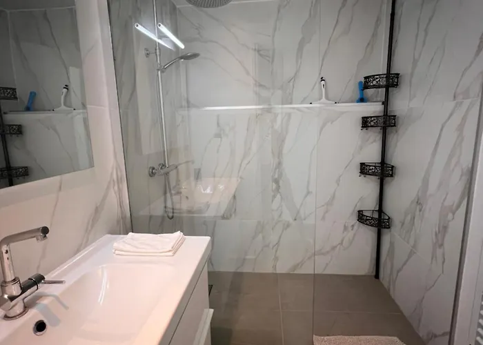 Апартаменты Provence Deux & Jardin Антиб