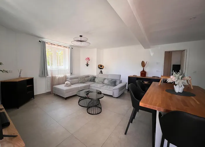 Provence Deux & Jardin Апартаменты *