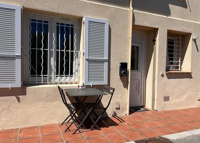 Апартаменты Provence Deux & Jardin *